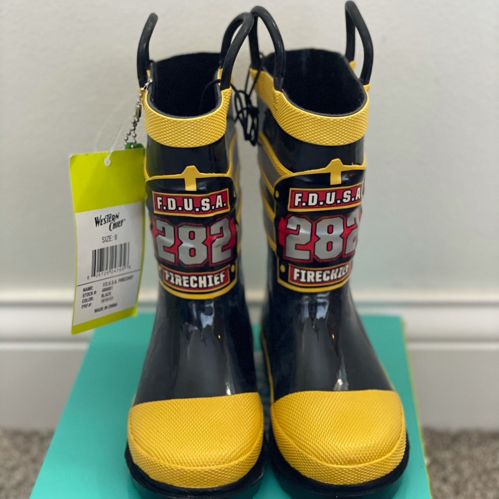 Toddler boy Western Chief fire fighter rain boots